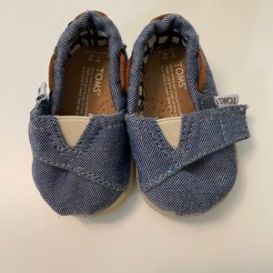 Toms toddler blue Chambray Bimini